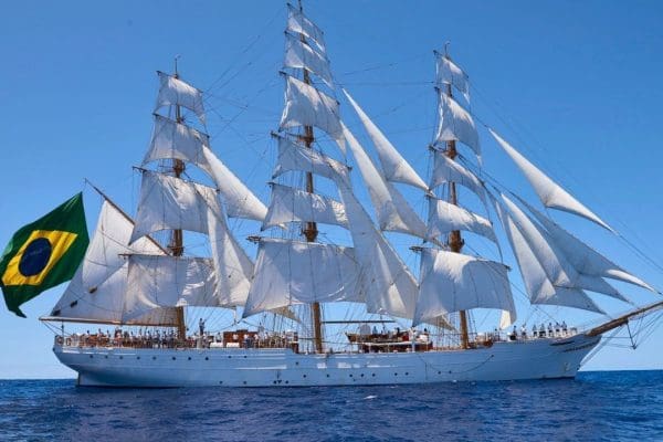 Navio-veleiro Cisne Branco atraca no Porto de Cabedelo estará aberto para visitação no domingo (17)