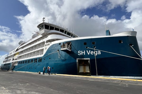 Porto de Cabedelo recebe cruzeiro de luxo e após 12 anos